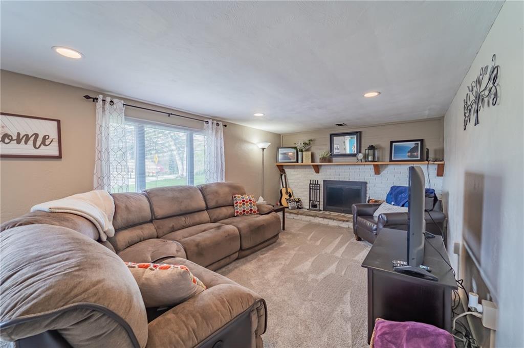454 Center Road Monroeville, PA 15146 - Photo 14 of 23 Gallery Image 14
