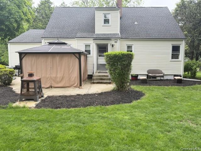 17 Mallory Road Spring Valley, NY 10977 - Photo 7 of 26 a front view of a house with garden