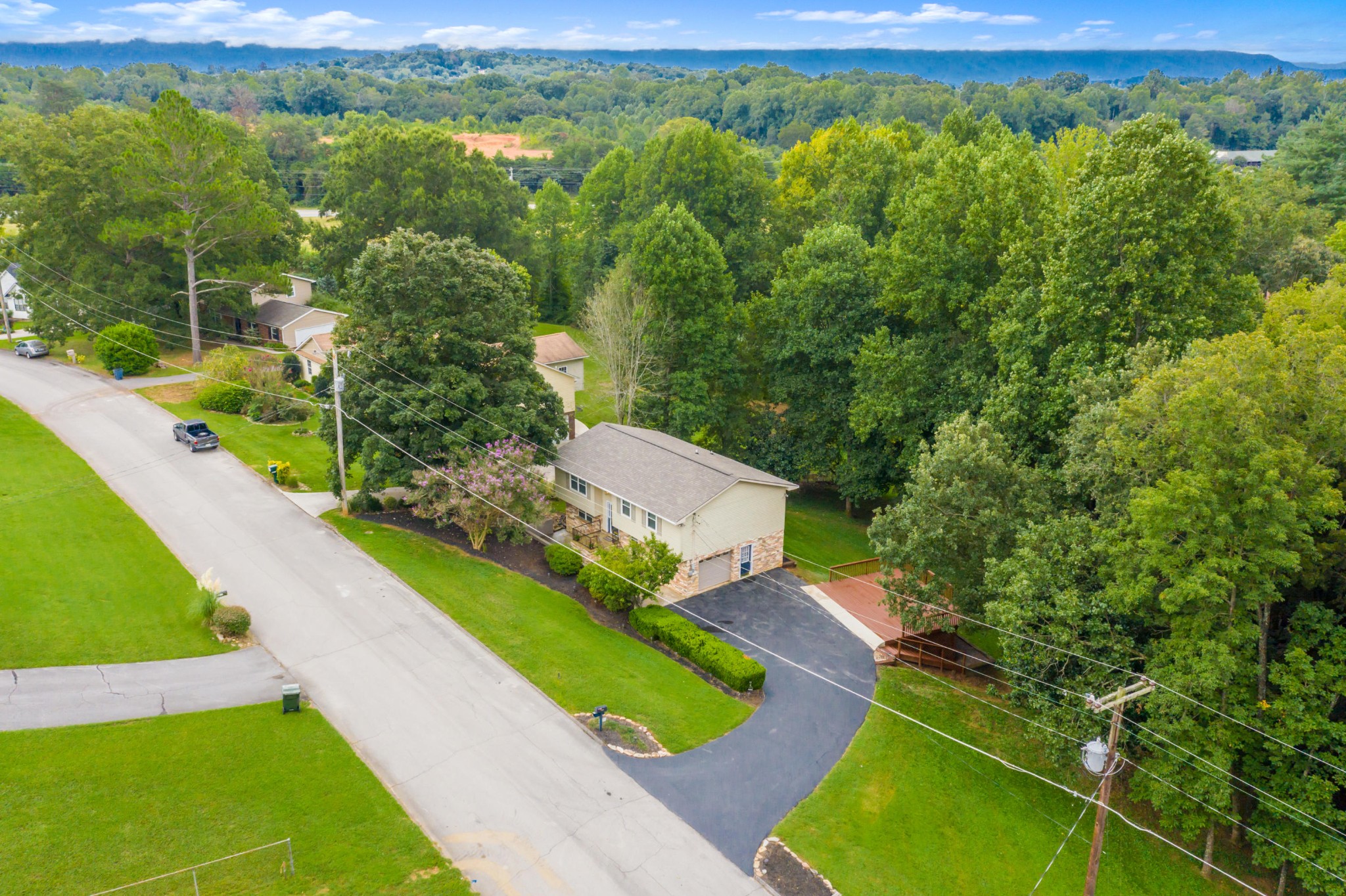 2826 Rambling Road Maryville, TN 37801 - Photo 6 of 40 Gallery Image 6