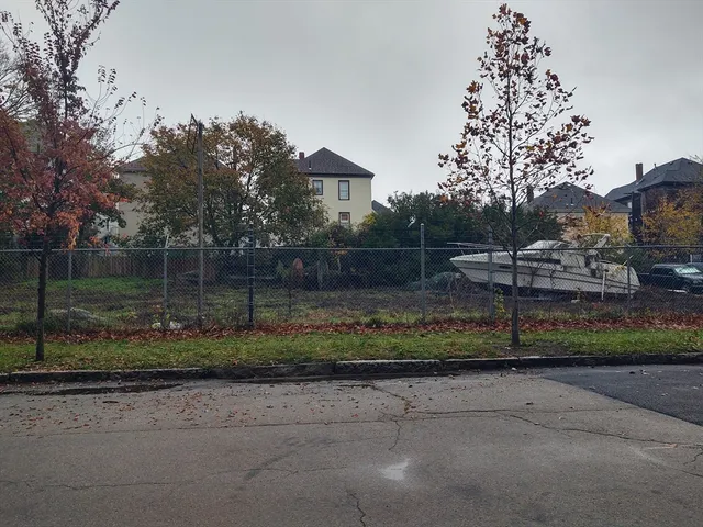 $200,000 | Ws Cleveland Street, New Bedford, MA 02744