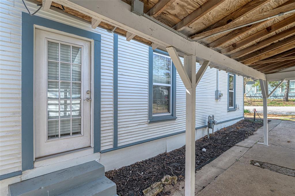 1231 West Main Street Denison, TX 75020 - Photo 15 of 31