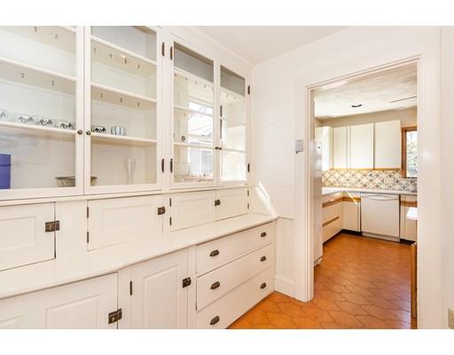 24 Kensington Road Arlington, MA 02476 - Photo 8 of 30 Gallery Image 8