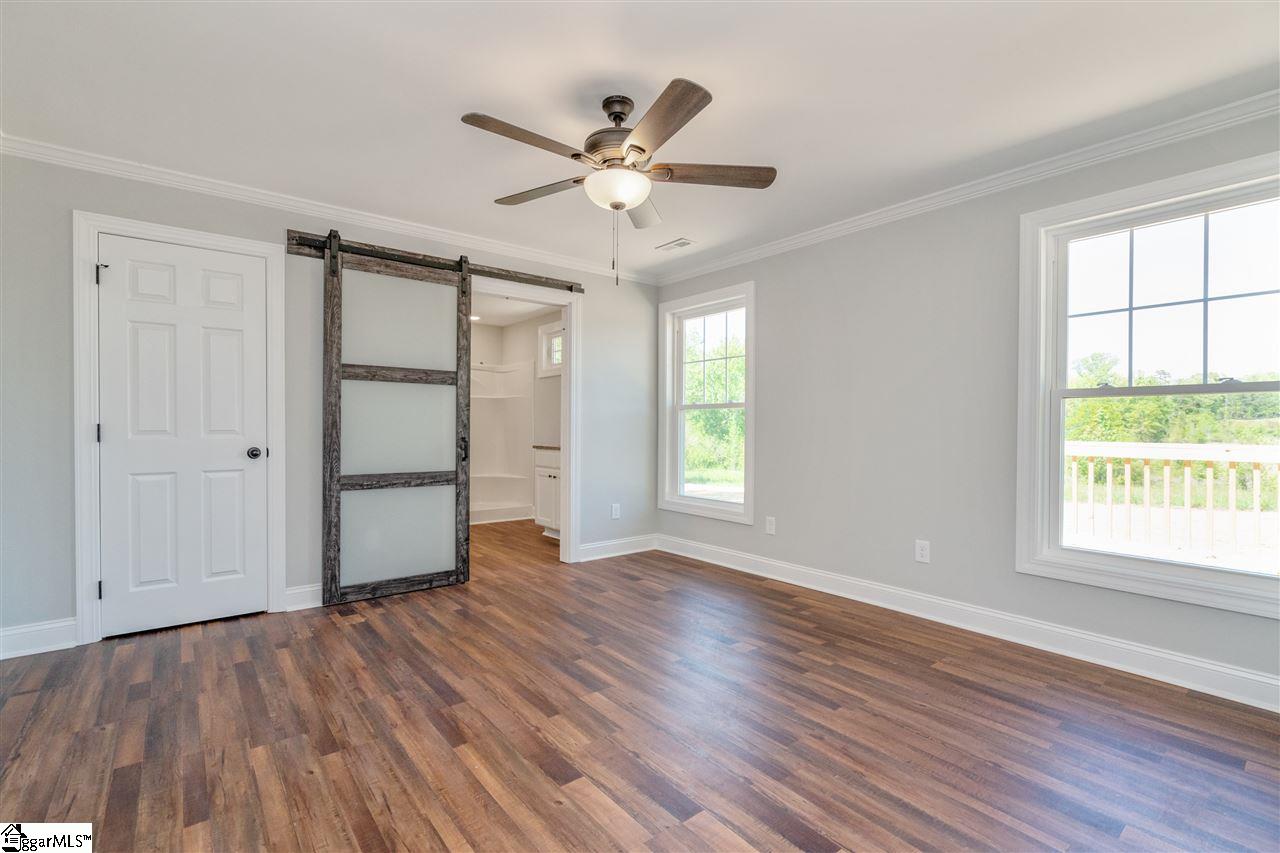 733 Dunklin Bridge Road Fountain Inn, SC 29644 - Photo 3 of 26