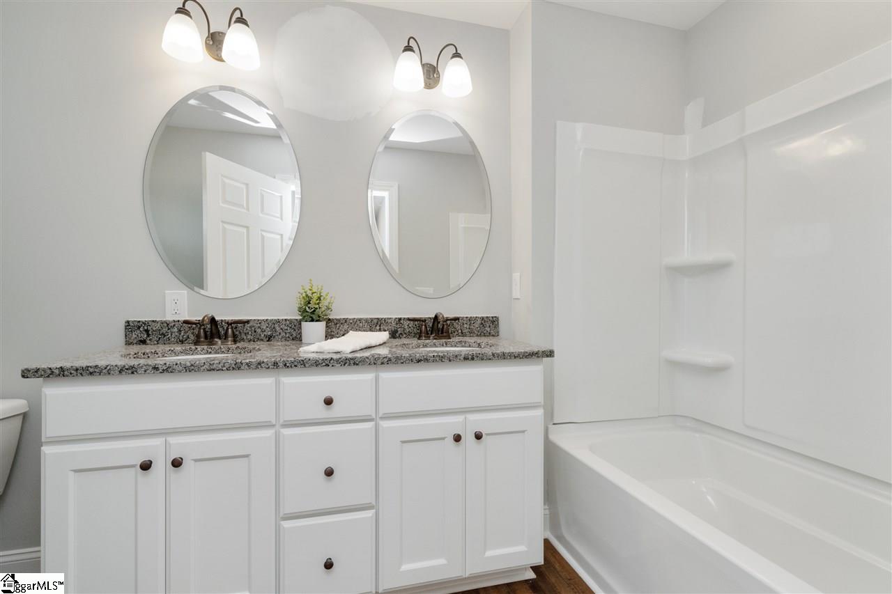 733 Dunklin Bridge Road Fountain Inn, SC 29644 - Photo 5 of 26