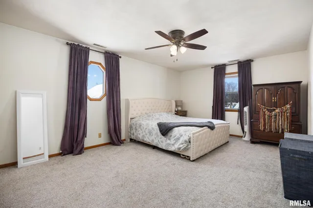 $349,900 | 400 West Madison Street, Tremont, IL 61568