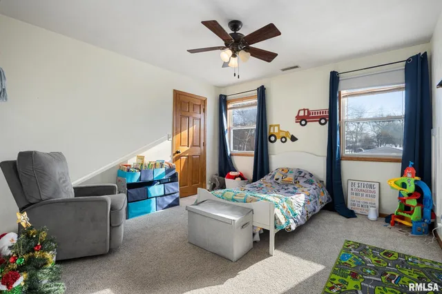 $349,900 | 400 West Madison Street, Tremont, IL 61568