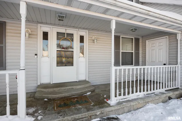 $349,900 | 400 West Madison Street, Tremont, IL 61568