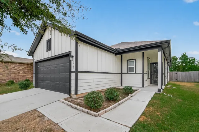 $255,000 | 4727 Prairie Chase Drive, Houston, TX 77069