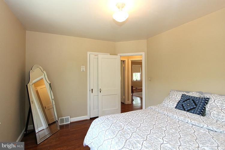 301 Highview Avenue Silver Spring, MD 20901 - Photo 10 of 23 Bedroom (Master)
