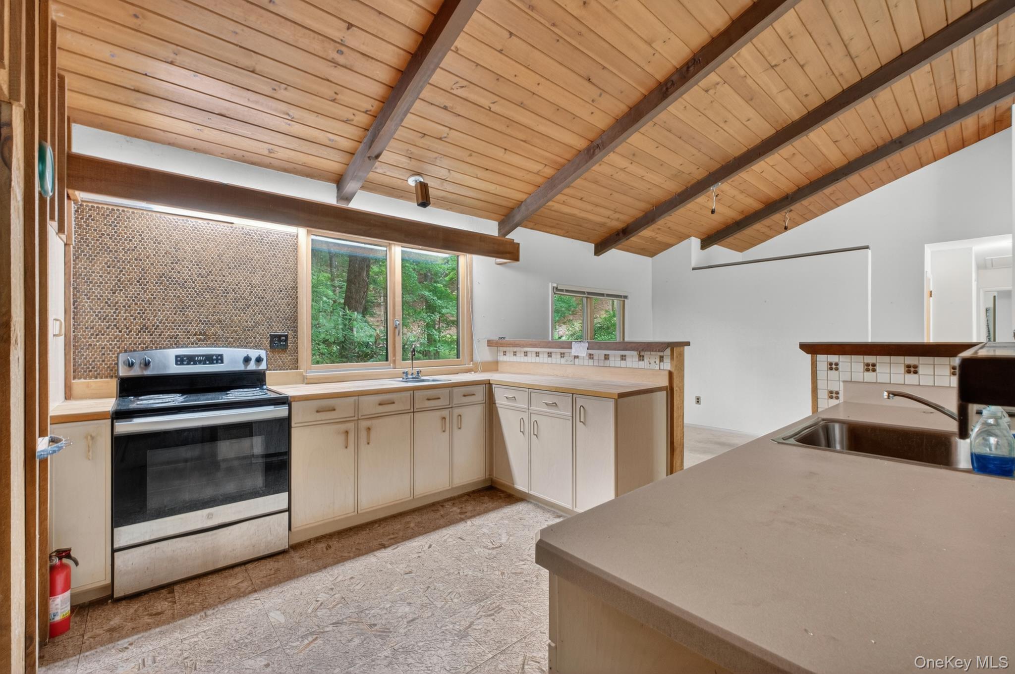 360 Hawley Road North Salem, NY 10560 - Photo 9 of 36