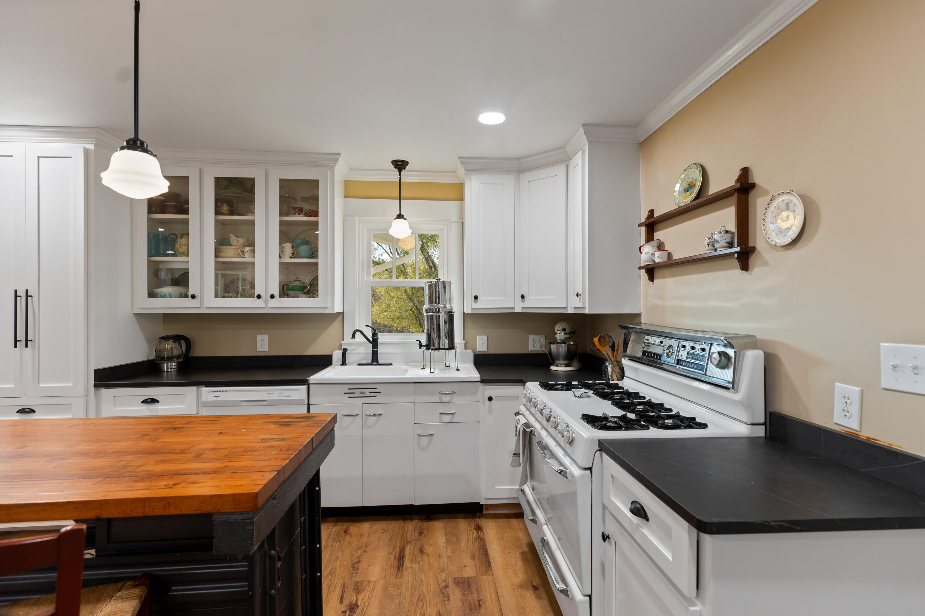 49 Hart Of Pine Road Dunlap, TN 37327 - Photo 37 of 126 KITCHEN