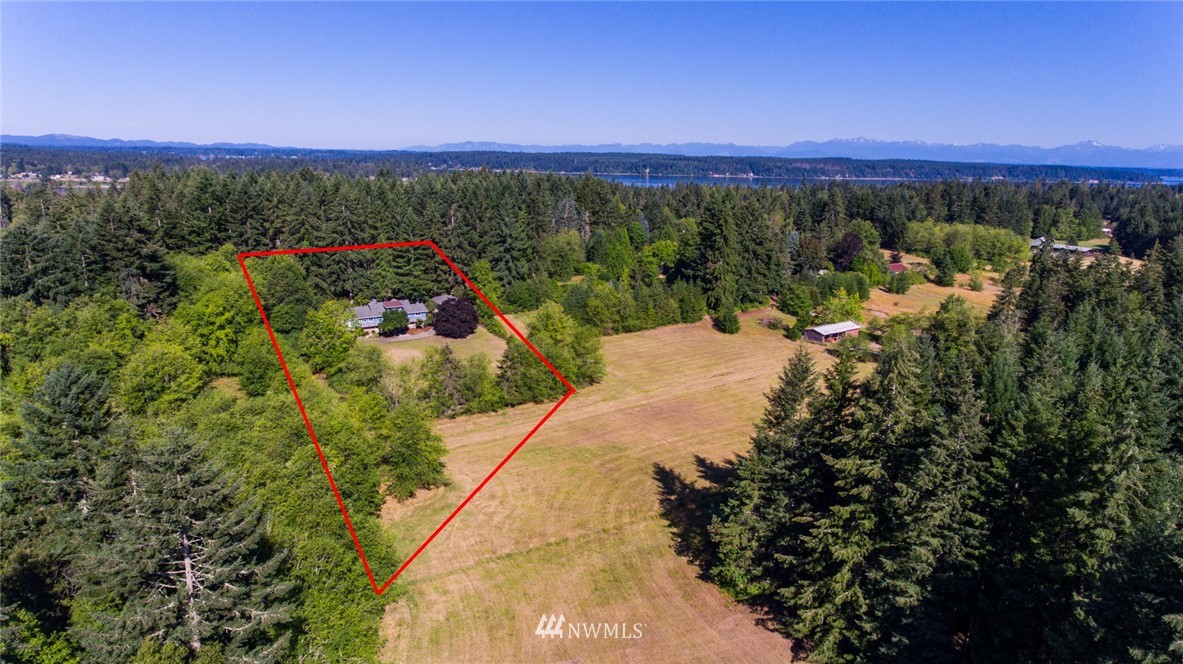 8620 Johnson Point Road Northeast Olympia, WA 98516 - Photo 5 of 25 Gallery Image 5