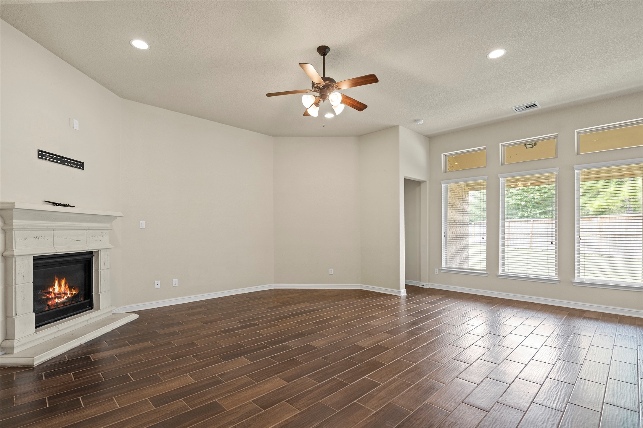 2703 Barrington Branch Drive Spring, TX 77373 - Photo 12 of 33 Family room over looks huge backyard