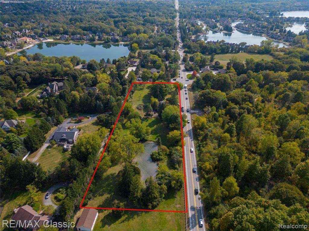 19150 Beck Road Northville, MI 48167 - Photo 16 of 20