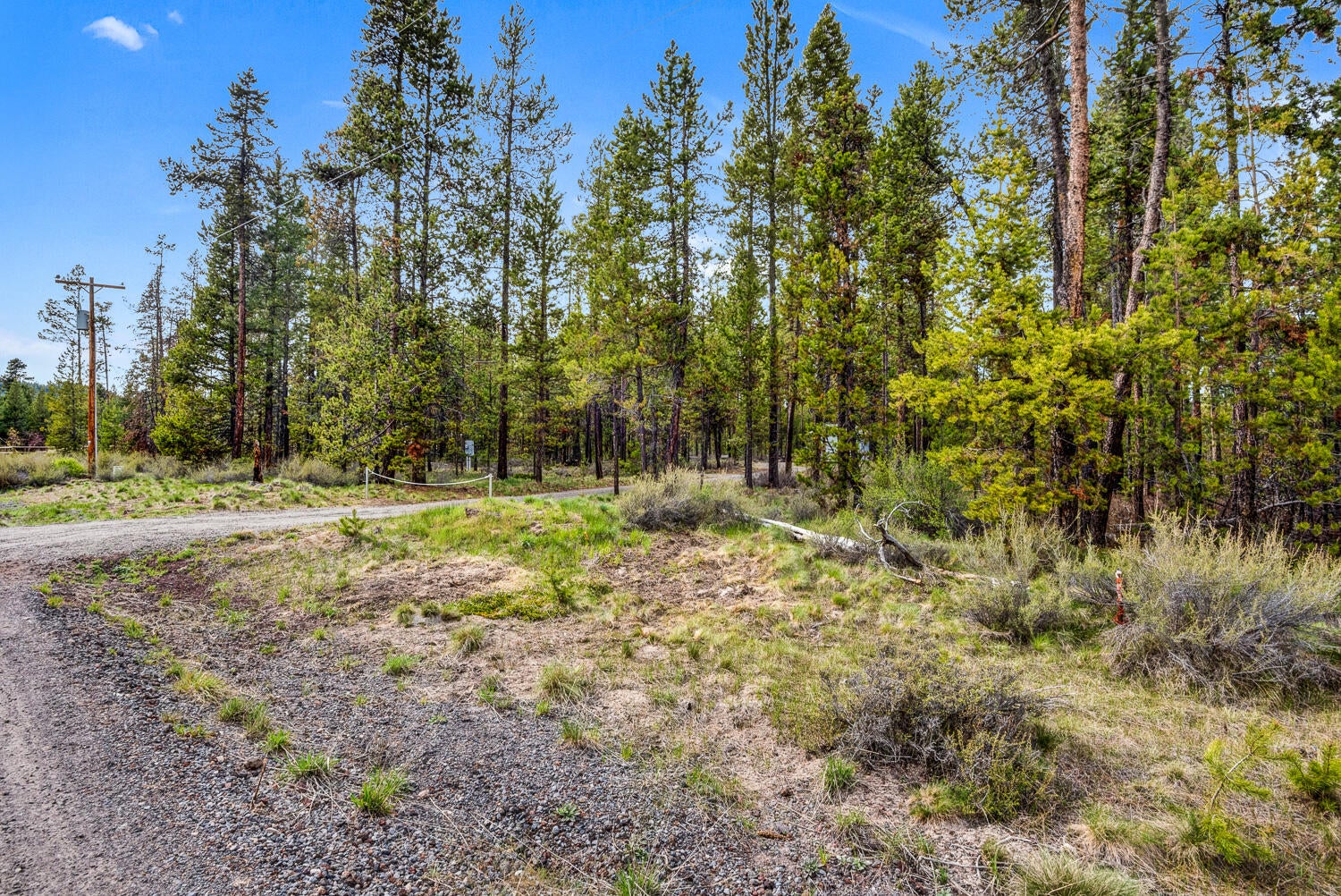 17060 Fontana Road Bend, OR 97707 - Photo 6 of 15 OReilly_20240501_2_309003_72ppi