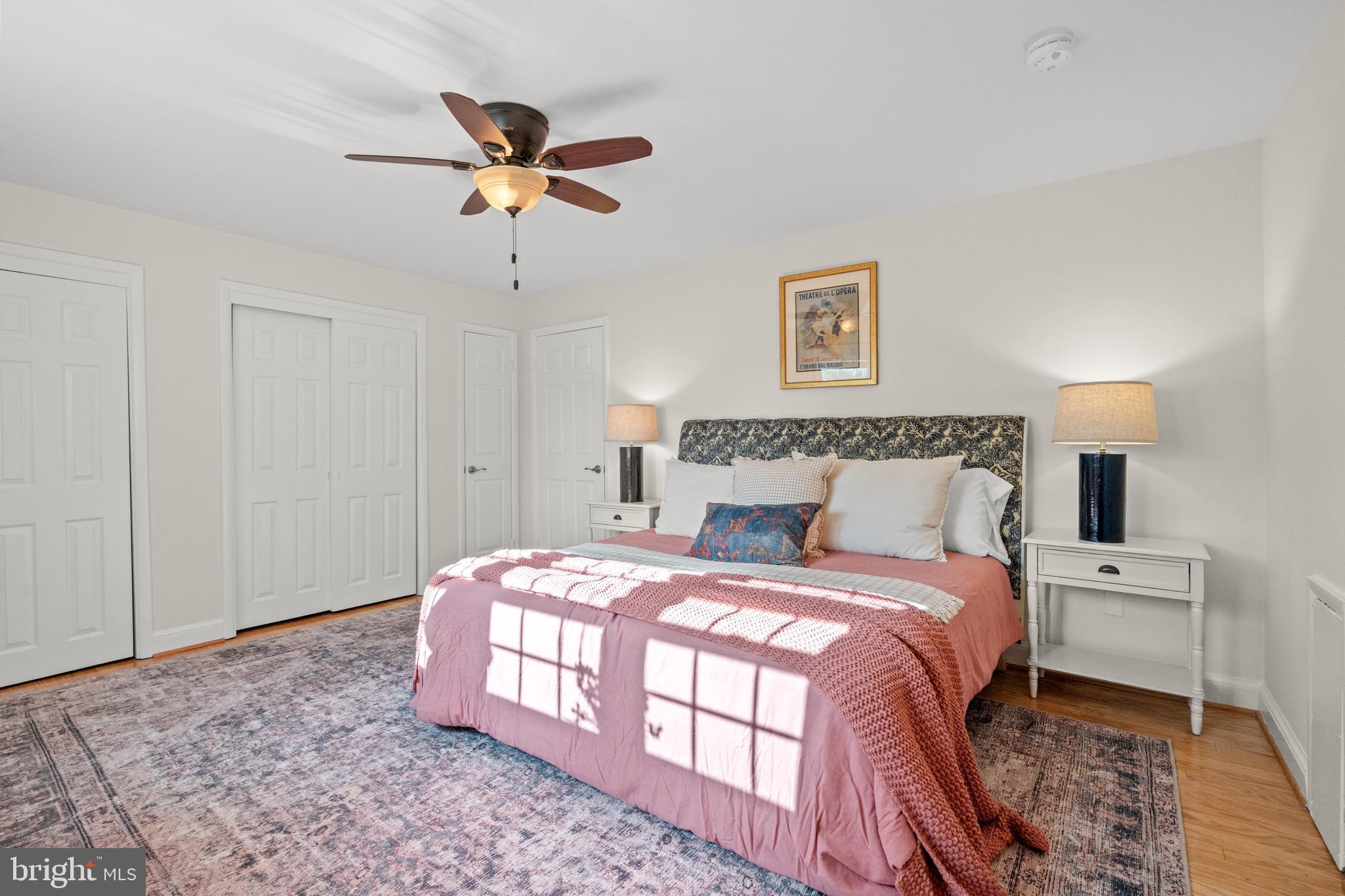 6219 Arkendale Road Alexandria, VA 22307 - Photo 19 of 33 a bedroom with a bed and a dresser