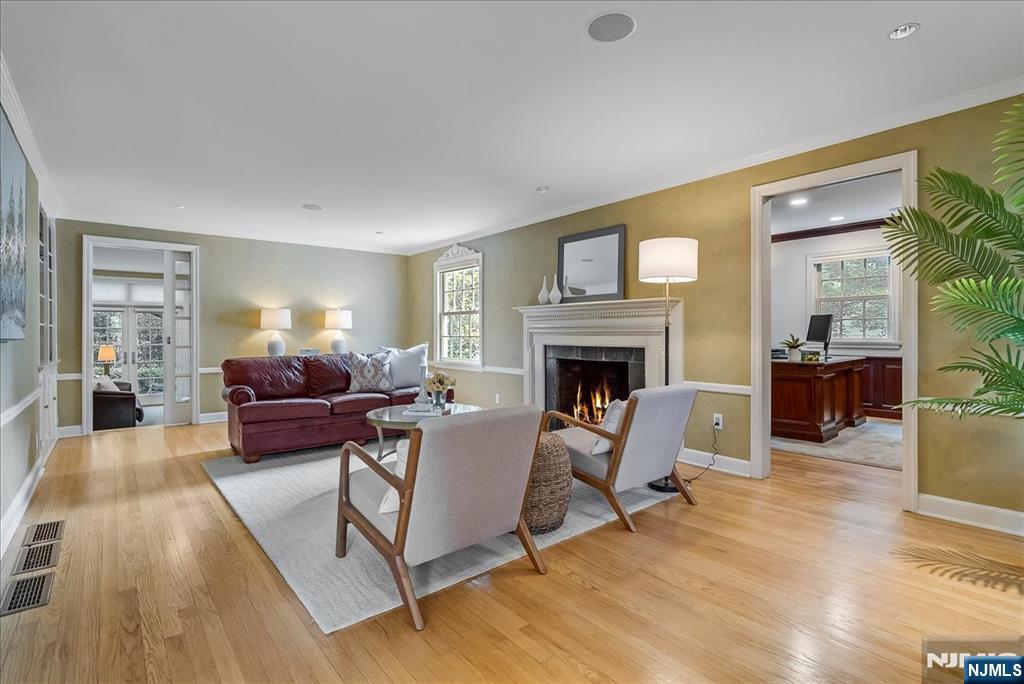 14 Kenneth Road Montclair, NJ 07043 - Photo 5 of 40