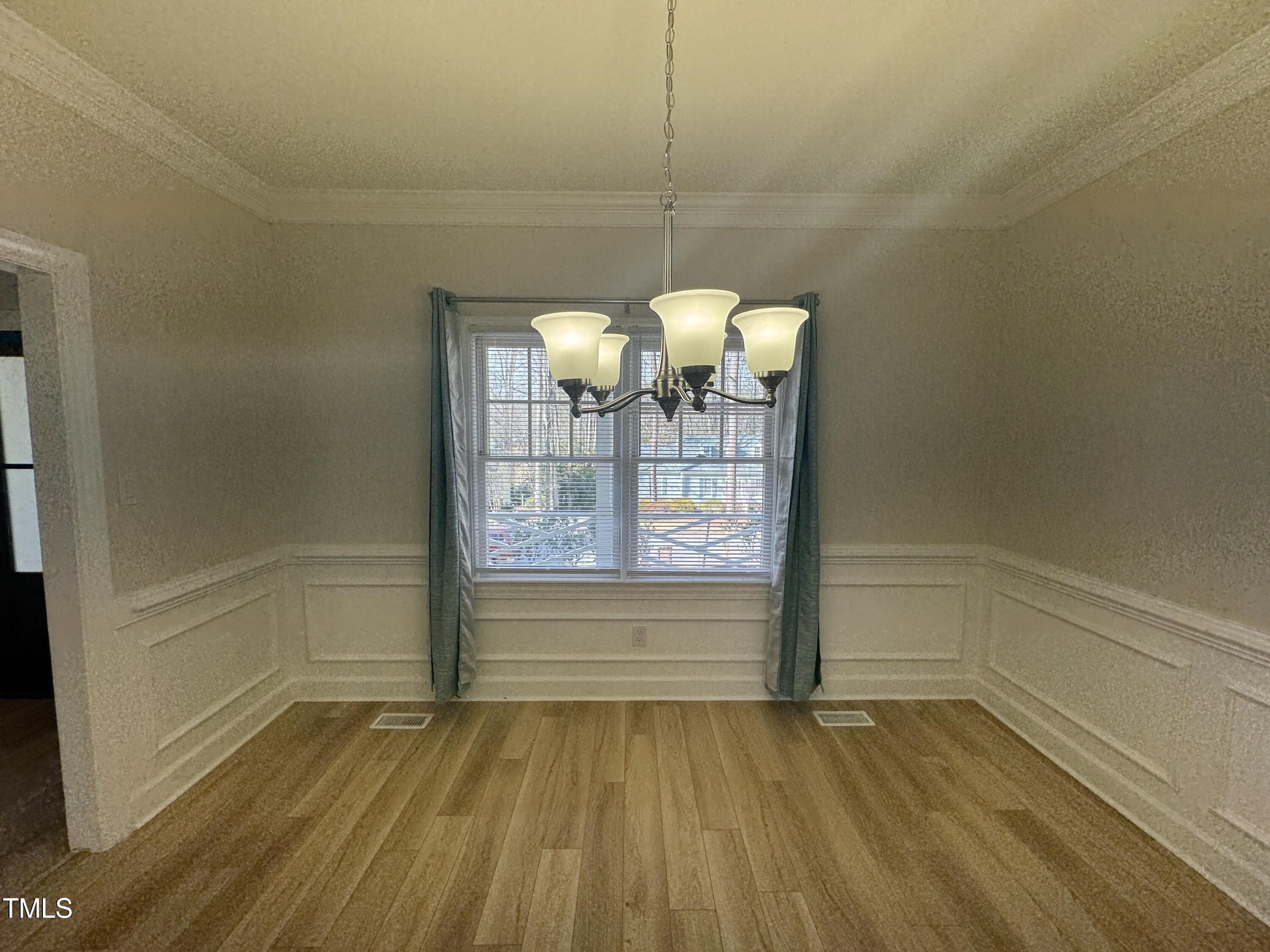 208 Lawrence Road Cary, NC 27511 - Photo 12 of 69 20250225010342594971000000-o