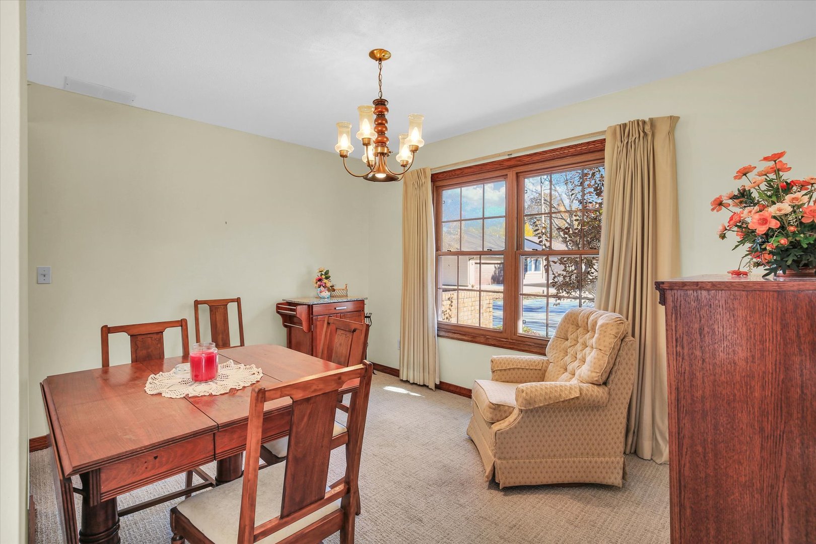 202 Spring Circle Urbana, IL 61802 - Photo 11 of 27 Gallery Image 11