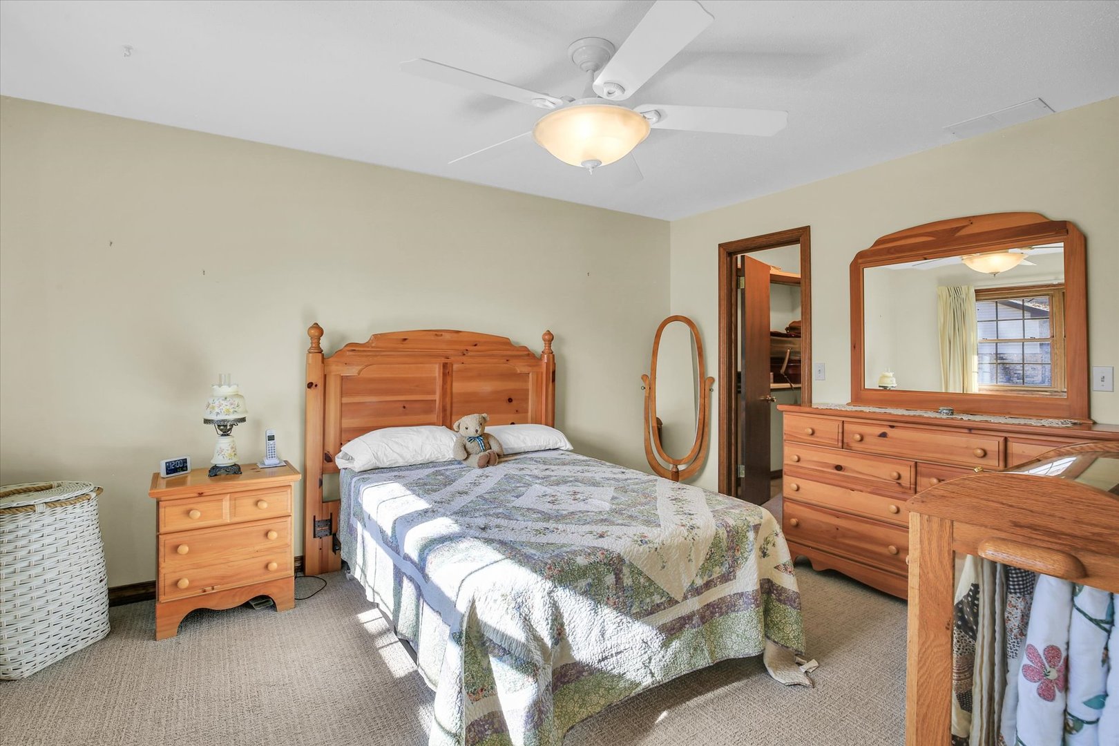 202 Spring Circle Urbana, IL 61802 - Photo 25 of 27 Gallery Image 25