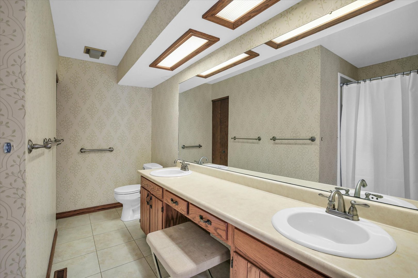 202 Spring Circle Urbana, IL 61802 - Photo 26 of 27 Gallery Image 26