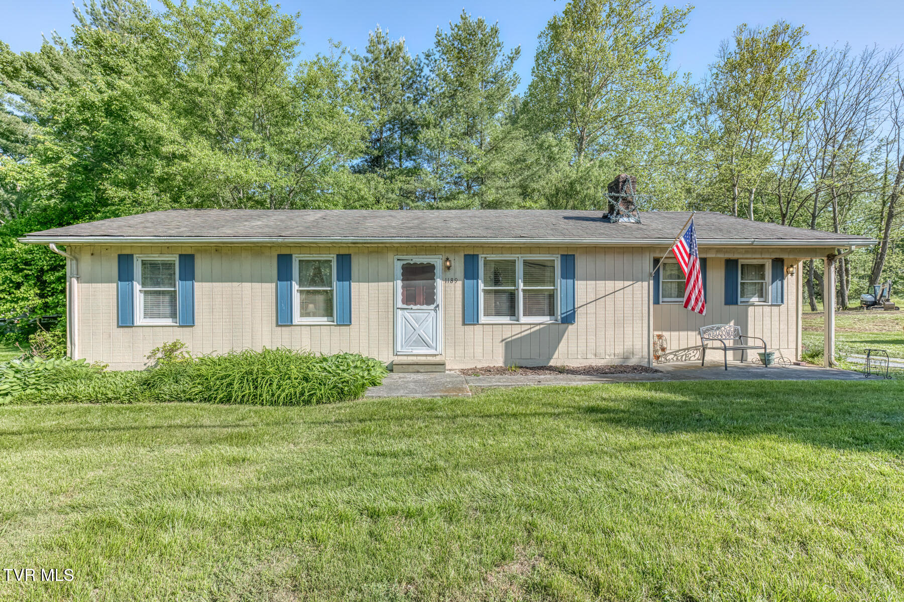 1189 Weaver Branch Rd-1
