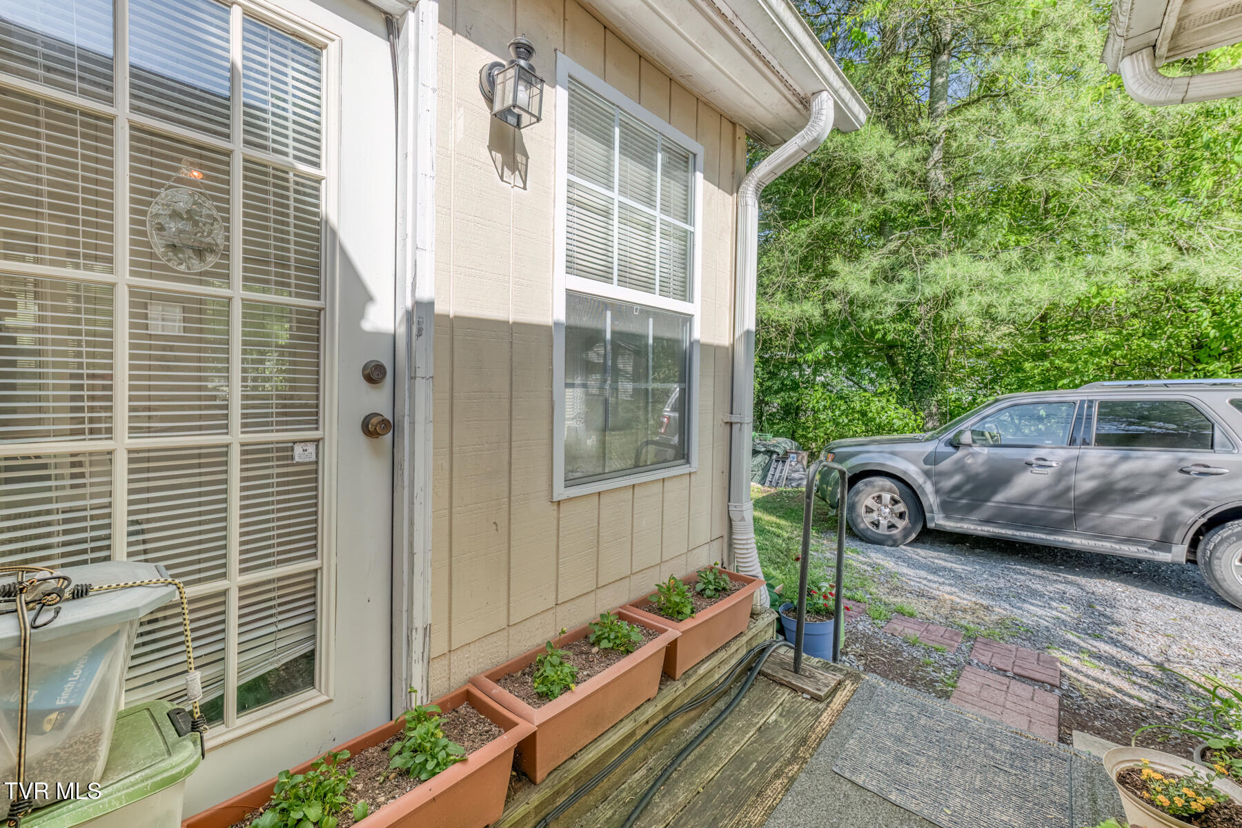 1189 Weaver Branch Road Bluff City, TN 37618 - Photo 23 of 34 1189 Weaver Branch Rd-23
