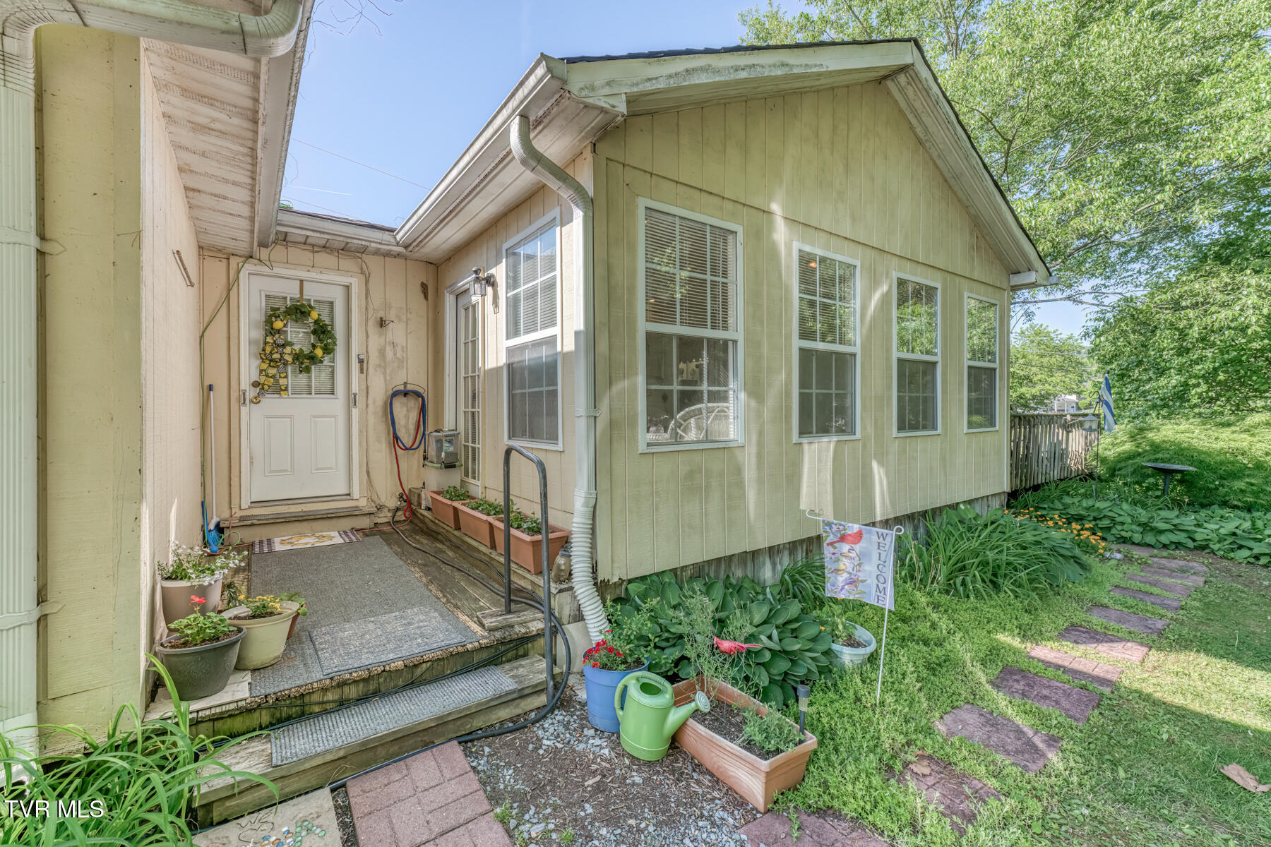 1189 Weaver Branch Road Bluff City, TN 37618 - Photo 24 of 34 1189 Weaver Branch Rd-24