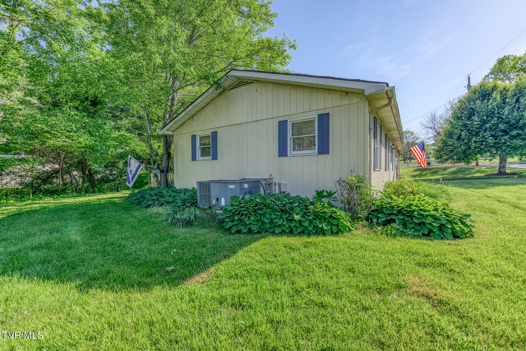 1189 Weaver Branch Road Bluff City, TN 37618 - Photo 29 of 34 1189 Weaver Branch Rd-29