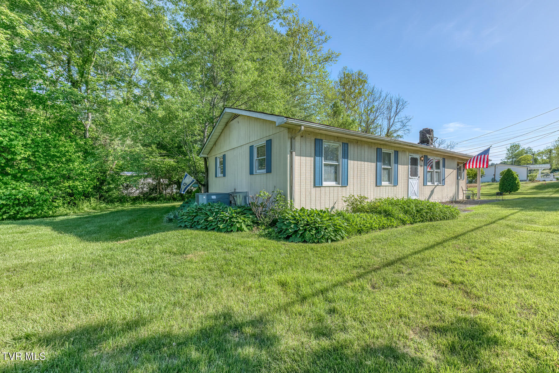 1189 Weaver Branch Road Bluff City, TN 37618 - Photo 30 of 34 1189 Weaver Branch Rd-30