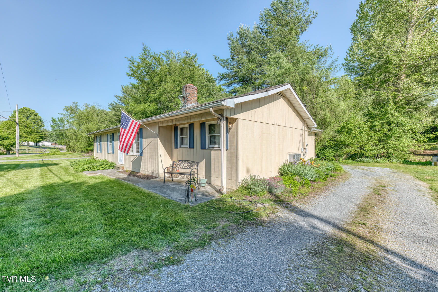 1189 Weaver Branch Road Bluff City, TN 37618 - Photo 31 of 34 1189 Weaver Branch Rd-31