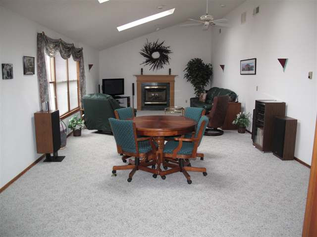 20 Rockefeller Boulevard Rensselaer, NY 12144 - Photo 4 of 12 Photo 4
