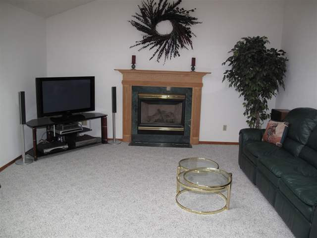 20 Rockefeller Boulevard Rensselaer, NY 12144 - Photo 5 of 12 Photo 5