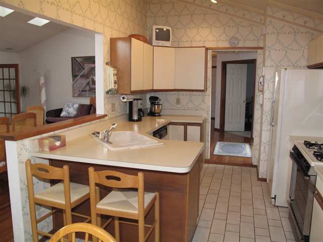 20 Rockefeller Boulevard Rensselaer, NY 12144 - Photo 9 of 12 Photo 9