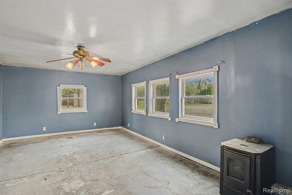 5330 East Vienna Road Clio, MI 48420 - Photo 9 of 27