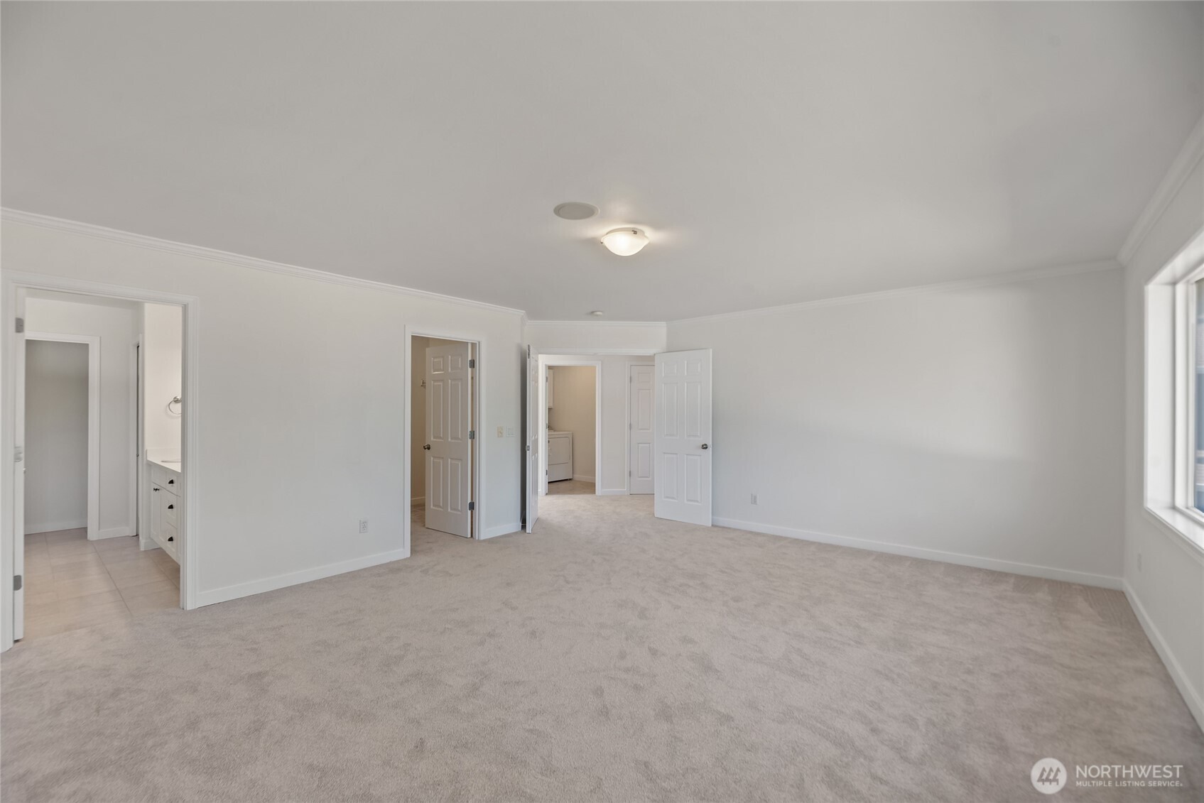 765 Vashon Avenue Northeast Renton, WA 98059 - Photo 15 of 27