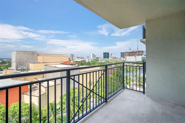 $490,000 | 610 West Las Olas Boulevard, Unit 914N, Fort Lauderdale, FL 33312