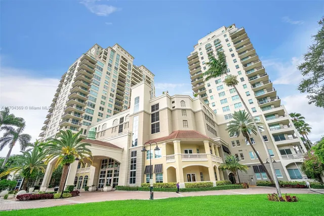 $490,000 | 610 West Las Olas Boulevard, Unit 914N, Fort Lauderdale, FL 33312