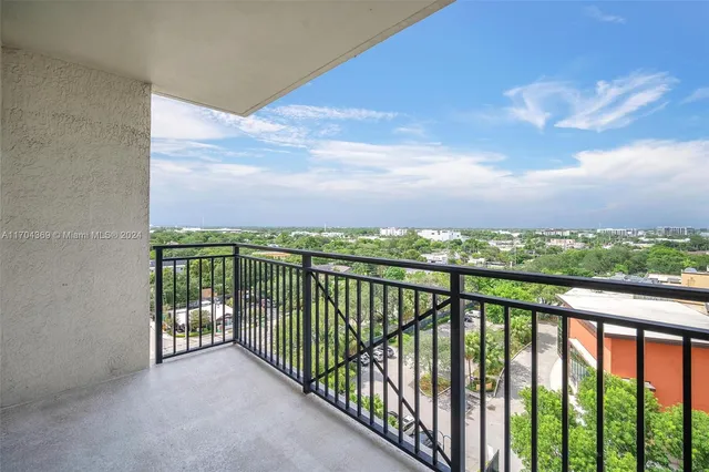 $490,000 | 610 West Las Olas Boulevard, Unit 914N, Fort Lauderdale, FL 33312