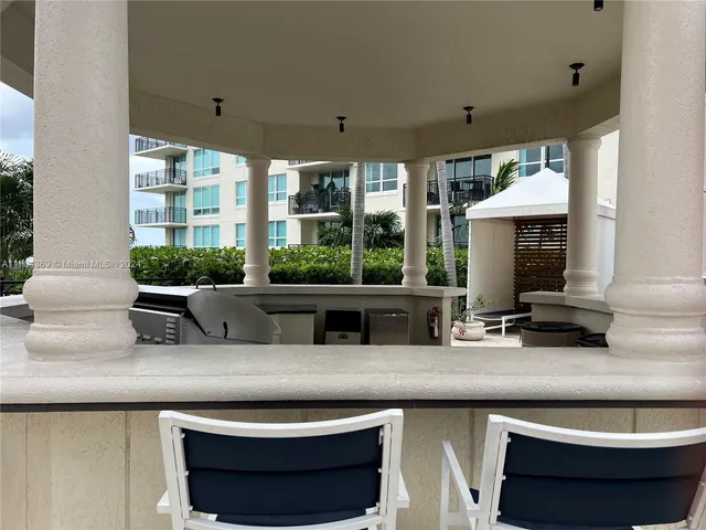 $490,000 | 610 West Las Olas Boulevard, Unit 914N, Fort Lauderdale, FL 33312