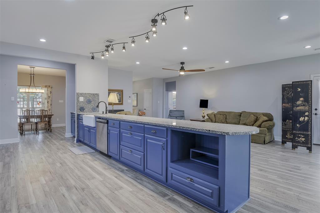 401 Carter Road Italy, TX 76651 - Photo 8 of 28 Gallery Image 8