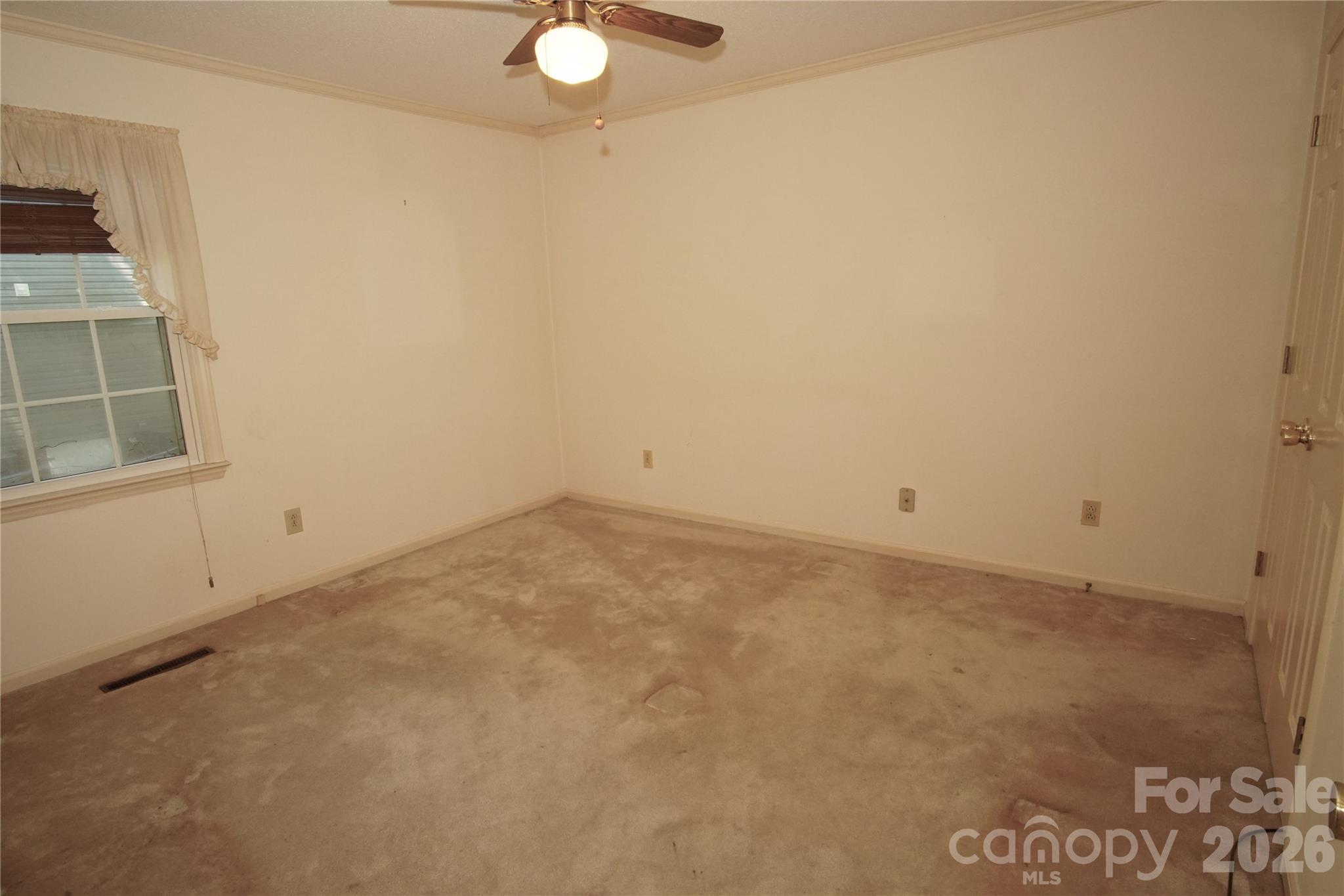 1534 Daybreak Ridge Road Kannapolis, NC 28081 - Photo 3 of 16 Gallery Image 3