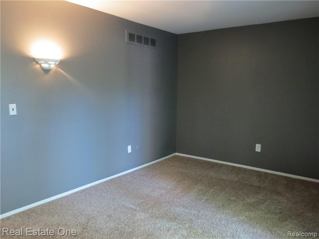 110 Longford Drive Rochester Hills, MI 48309 - Photo 16 of 30