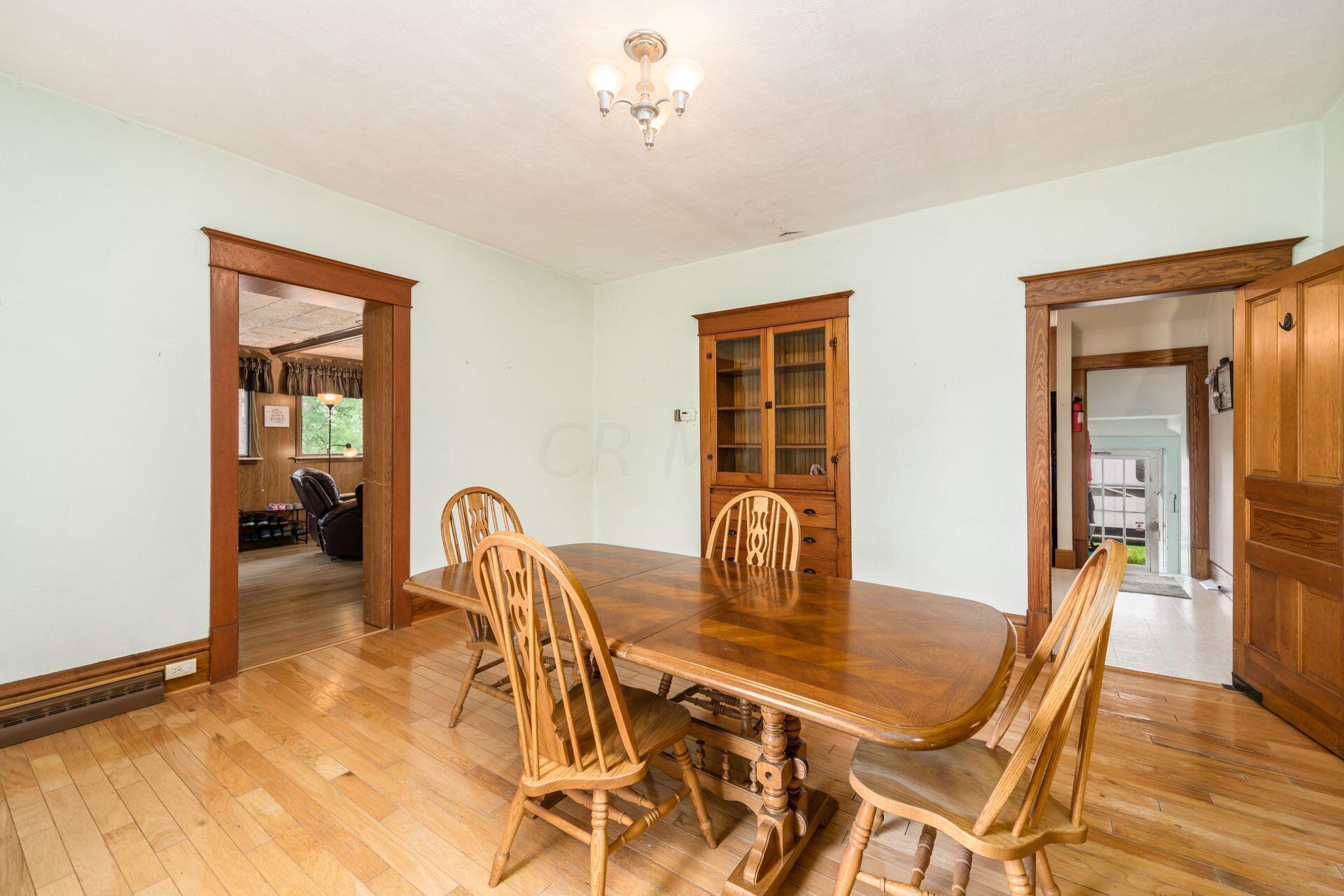 115 North Madison Road London, OH 43140 - Photo 11 of 35 Formal Dining