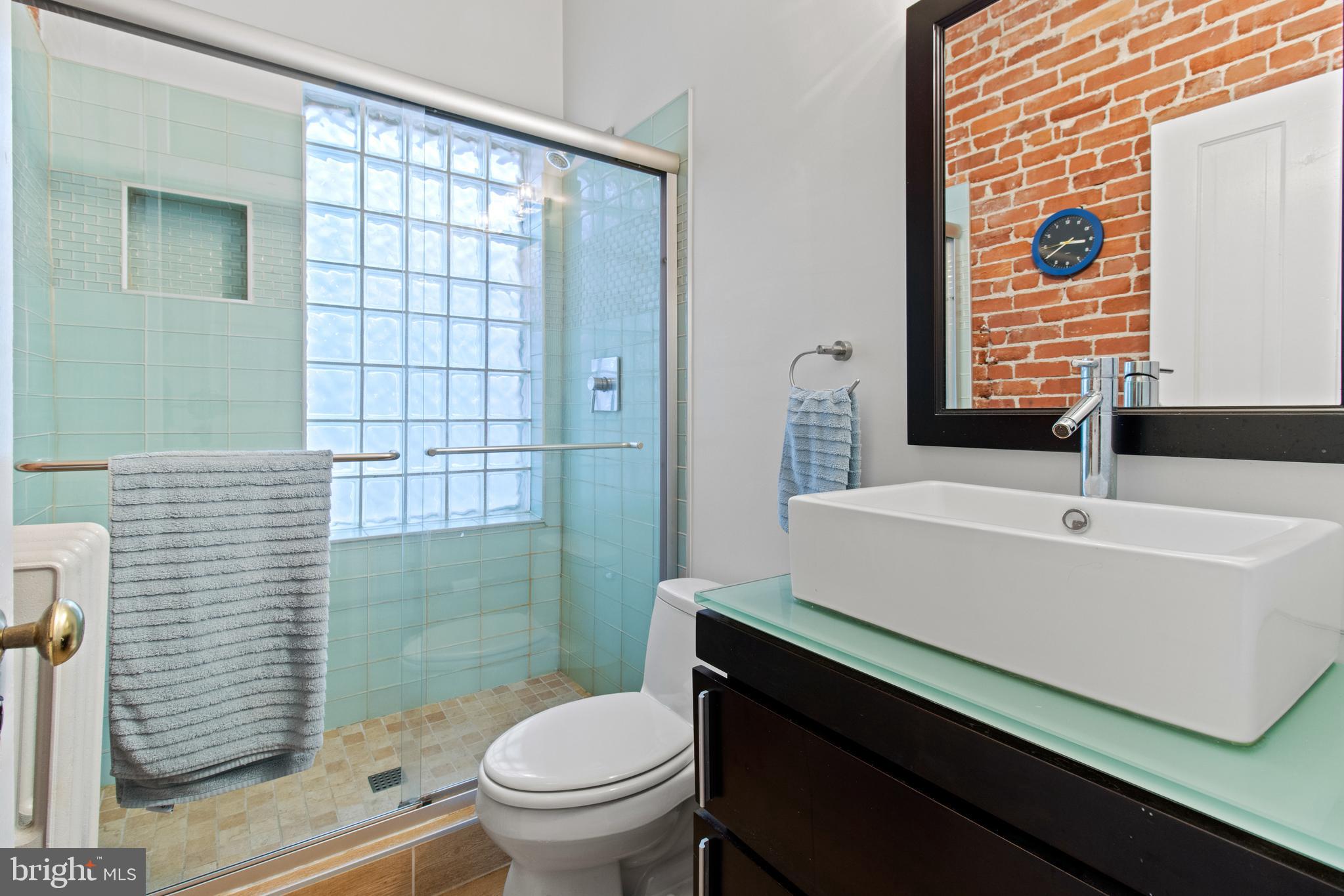 914 S Street Northwest Washington, DC 20001 - Photo 29 of 35