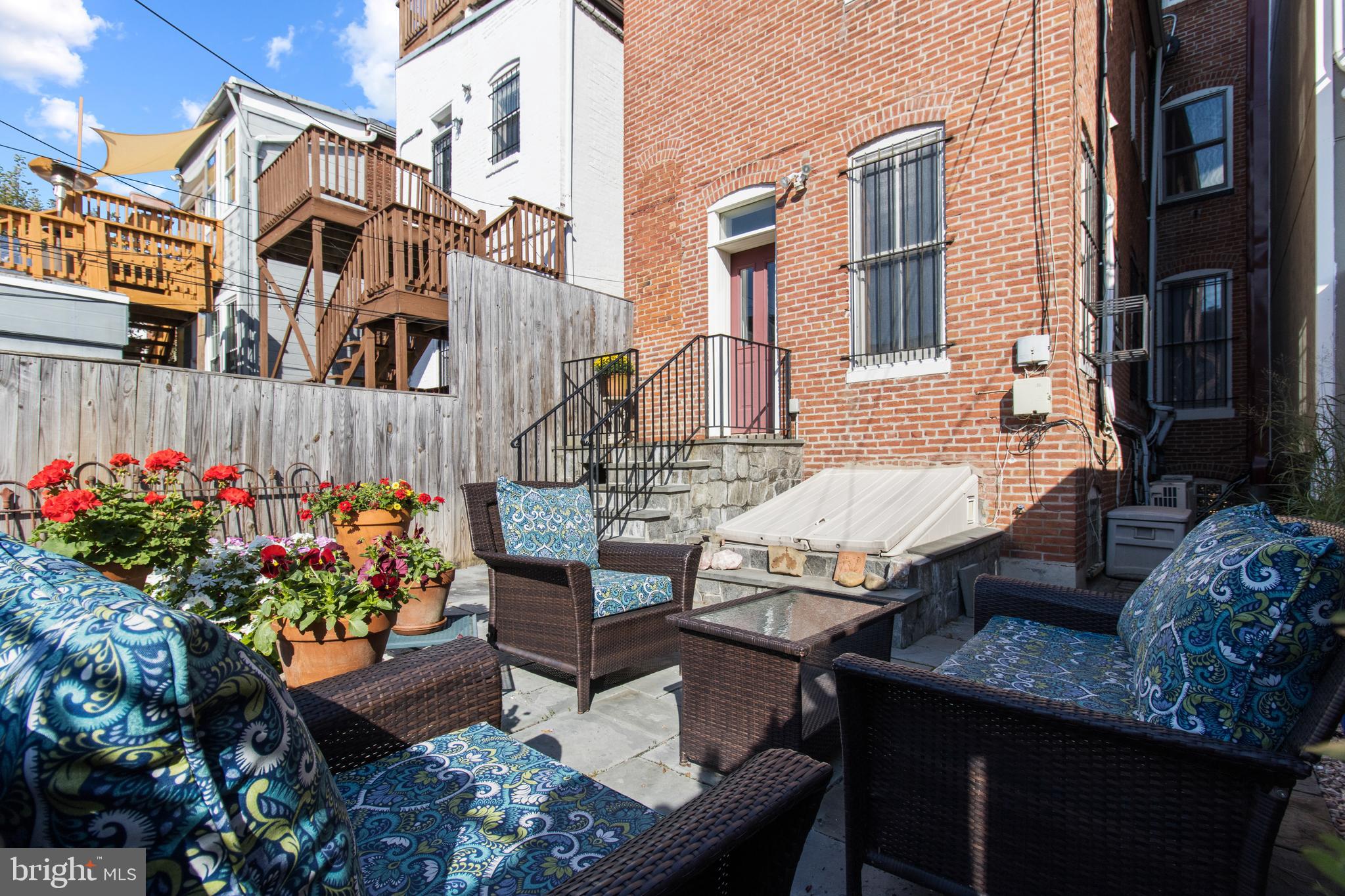 914 S Street Northwest Washington, DC 20001 - Photo 33 of 35