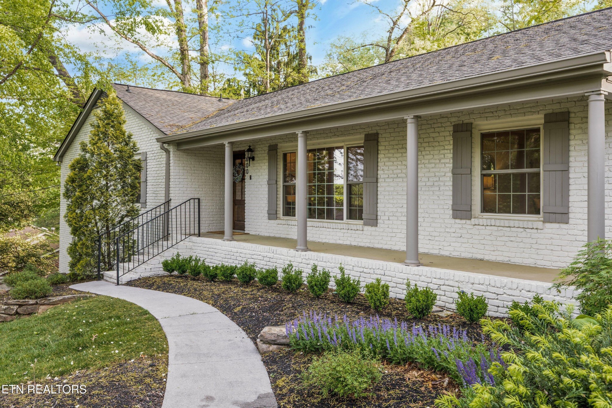 600 Kempton Road Knoxville, TN 37909 - Photo 3 of 49 Gallery Image 3