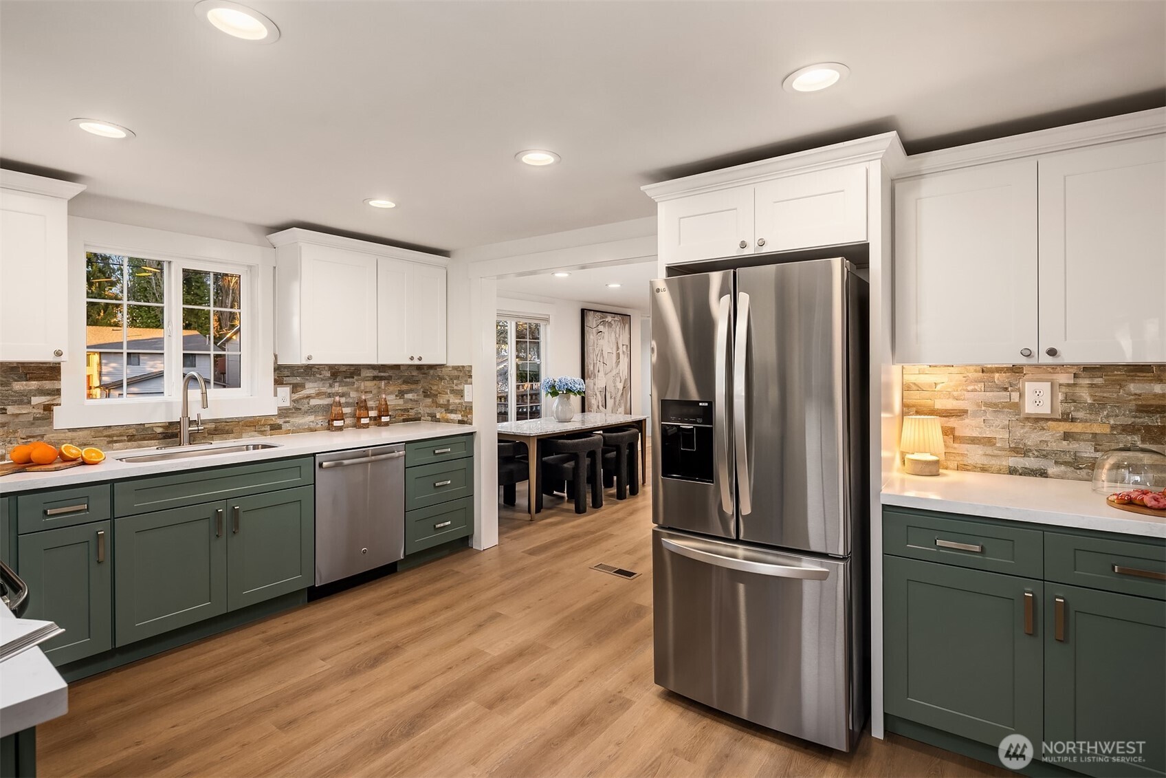 403 Northeast 94th Street Seattle, WA 98115 - Photo 18 of 40