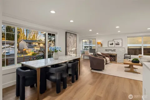 $949,950 | 403 Northeast 94th Street, Seattle, WA 98115