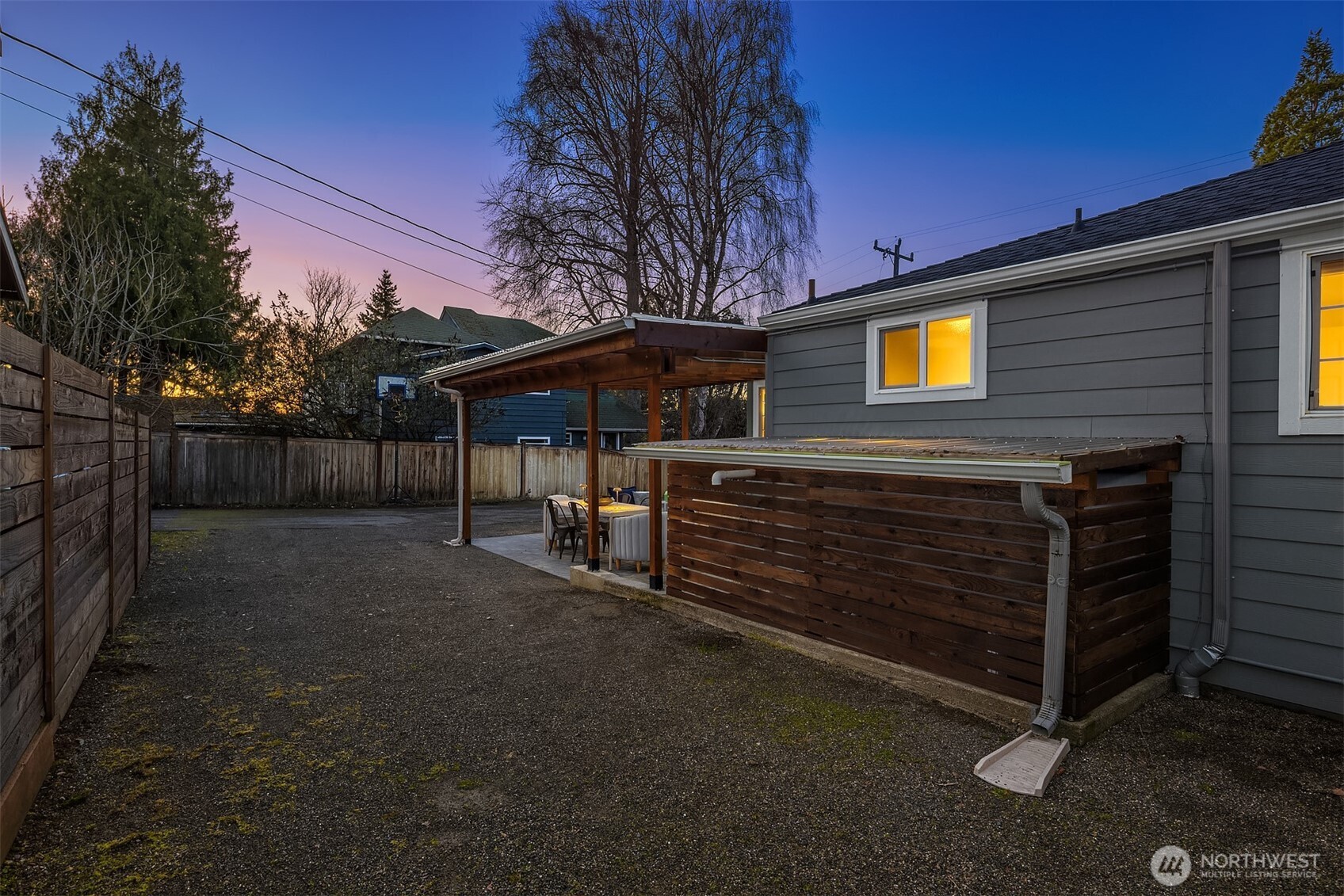 403 Northeast 94th Street Seattle, WA 98115 - Photo 32 of 40